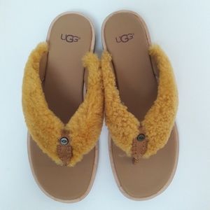 UGG Alicia Sandals - size 7